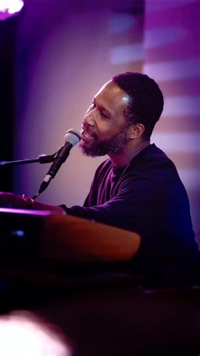 Grammy winning artists trust beyerdynamic to make them sound their best. M88 studio and stage microphone. #Beyerdynamic Cory Henry | beyerdynamic North America