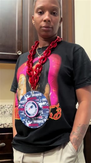 🏈⛓️ #teamspirit #diy #patriotsnation #handmade #sharenalatrese