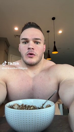 If you wanna grow!! You gotta eat!!!!!! #fit #fitness #fitcheck #bodybuilding #youtube #eat #grow #nothard #commonsense