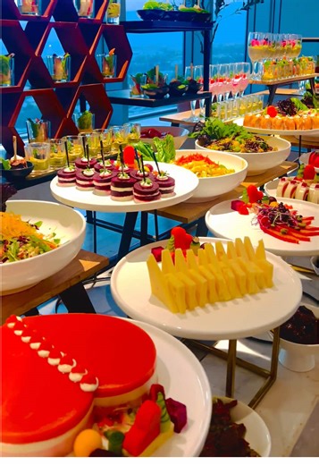 Valentine's Day Cold Kitchen Buffet: A Romantic Culinary Experience