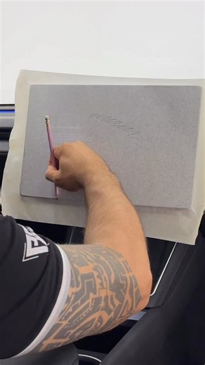 PolonezGarage on Instagram: "Matte PPF Touchscreen Protection – Tesla Y Interior Protect your inside touchscreen while keeping it sleek 🌟 In this tutorial, we show you how to apply matte transparent paint protection film (PPF) on the interior touchscreen of a Tesla Model Y. This film cuts down on fingerprints, reflections, and scratches — all without changing the look or feel of the screen. 📋 Step‑by‑step process: 🧾 Place transfer paper over the touchscreen and smooth it flat ✏️ Trace the scr