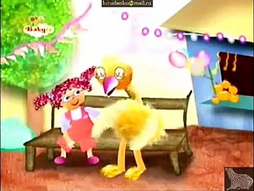 BabyTV Lily and Pepper Triangle (english)