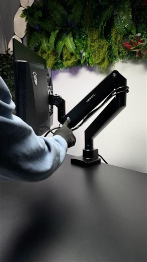 Upgrading my Gaming Setup with HEXCAL Monitor Arms #gamingsetup #gamingdesk #pcsetup