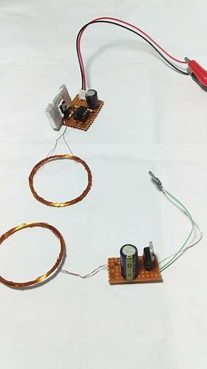 Wireless mobile charger and receiver circuit