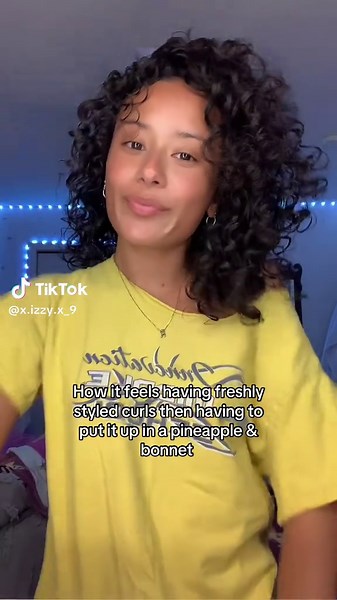 Freshly Styled Curls and the Pineapple Bonnet Look