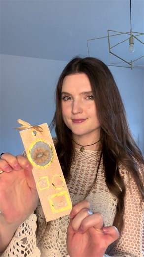 DIY Teabag Bookmark for a Botanical Gallery Wall