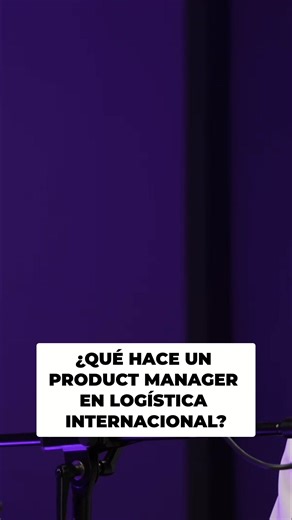 En forwarding, el Product Manager conecta todas las piezas: 🔹 Negocia con navieras 🔹 Apoya al equipo comercial 🔹 Desarrolla redes internacionales 🔹 Cuida la calidad del servicio En AduaNetas, Víctor Comas explica por qué este rol, poco común en transitarias, es clave en la logística internacional. 🚢🌍 🎧 Escucha el episodio completo en Spotify y YouTube 📎 Enlace en la bio #AduaNetas #ProductManager #Forwarder #LogísticaInternacional #ComercioExterior #EspañaVsMéxico #AzafraInternational | 