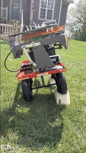Champion Wheelybird Trap Thrower W/ Wobble Base Launch Angle Adjustment #claypigeons #trapshooting