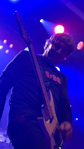 Klaus shredding in Helsinki. 🎵Failure | Ugly Kid Joe