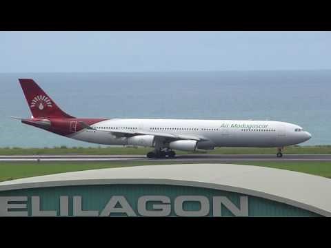 5R-EAA,Airbus A340-300,Air Madagascar @ aéroport Roland Garros (RUN)