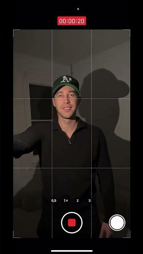 iPhone Video Hack: Flashlight Effect Instagram Reels