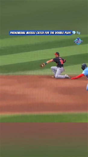 JOHN PECK: INSANE 5TH INNING BACKHAND CATCH & 6-4-3 DOUBLE PLAY 🧱 Shortstop Masterclass #mlb #shorts