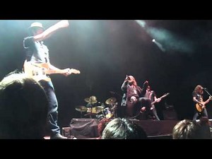 Head Like a Hole - Glory Glory, Auckland Trusts Stadium 2011