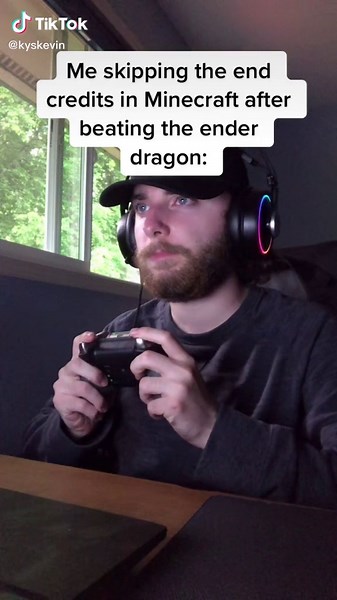 Skipping Minecraft End Credits After Defeating Ender Dragon
