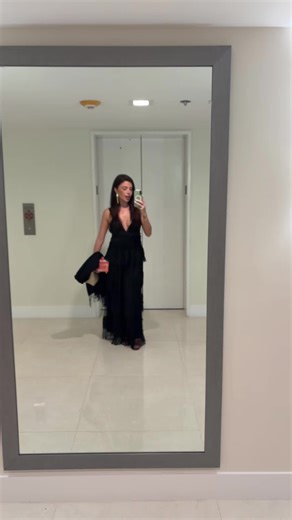 Freckles (@shesfreckles)’s videos with original sound - Vee