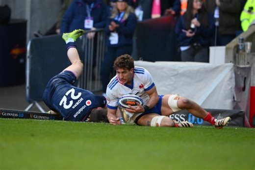 Oscar Jegou coupable d'une fourchette contre l'Écosse lors de la défaite du XV de France ?