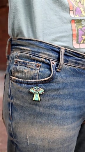 Alien UFO - Hard Enamel Pin | 1.5inch - Etsy