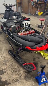 She’s alive! The 1400 Polaris, two 700s put together in a staggered pattern with a custom crank, fully built, high compression heads, 113 octane around 320hp. Weighs 566 pounds wet with the 159”track all studded up and that heavy motor.... Awesome. More videos soon! #sledhub | SledHub