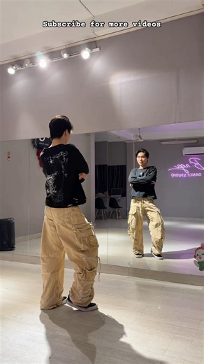 (Dance Tutorial) CELEBRATION - LE SSERAFIM by Bin Gà STUDIO #shorts