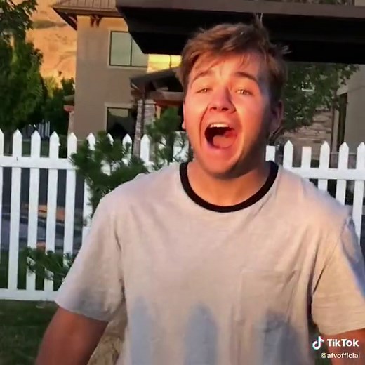 Tag a #golfer! 😂😂 #minigolf #puttputt #fails #golffails #golffail #fyp #fails #failarmy #failcompilation
