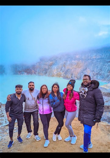 Climbing Mount Ijen and descending into its crater under the cover of night was truly an unforgettable experience! Watching sulfuric gases escape from the volcano’s cracks and ignite into mesmerizing blue flames was absolutely breathtaking. The scent of sulfur and the fumes rising from the volcano contributed to the surreal atmosphere. It’s one of the few places on Earth where you can witness this rare phenomenon. A heartfelt thank you to @HARENEE WORLD TOURS SDN BHD for organizing such an incre