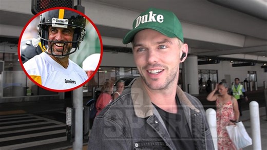 Nicholas Hoult Talks Aaron Rodgers Meetup, Steelers Preseason Game
