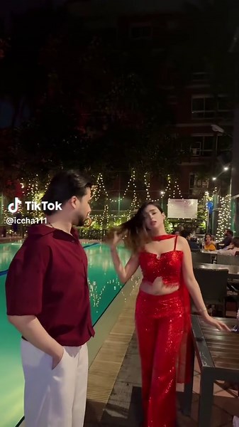 Backless Fashion Trends You Must Try This Season