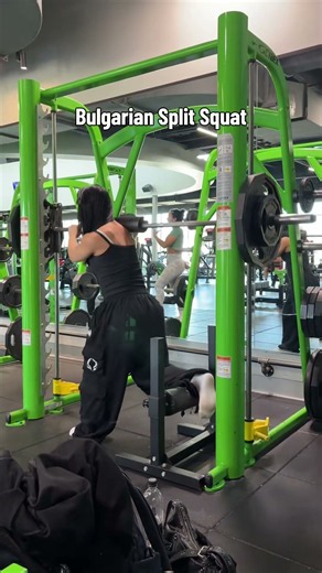 Ultimate Glutes & Quads Workout Routine! 🍑🔥 #Shorts #GymTok #GluteWorkout