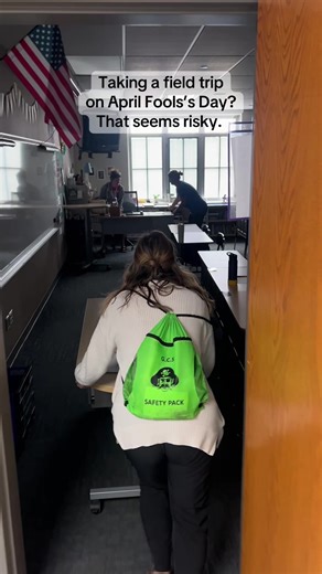 Desks with Wheels for Easy Classroom Movement