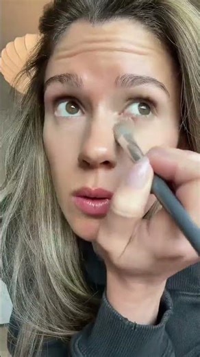 Color-correcting brightening under-eye cream from Dr