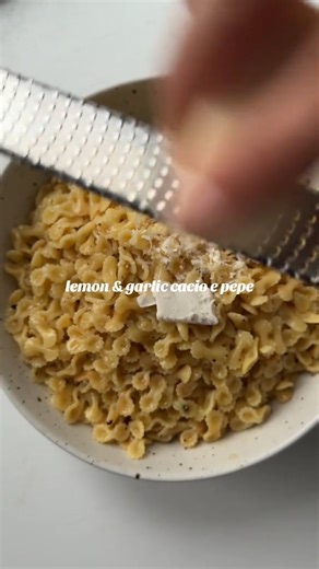 ASMR FARFALLINE Get the recipe at julieandamy.substack.com 﫶. | Julie & Amy | Facebook