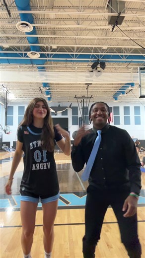 Had to run it w Gary #trend #dance #mediaday #seniorszn #sharkszn🦈🦈 | dance