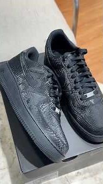 ALL BLACK KICK LOVERS! THIS IS THE ONE FOR YOU Unboxing Kobe Air Force 1 "TRIPLE BLACK"