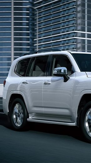 2024年12月現在のランクル300の受注状況！ #ランドクルーザー300 #ランクル300受注情報 #landcruiser300 動画の画像はイメージです。 動画生成: NoLang (no-lang.com) VOICEVOX:春日部つむぎ Images: 2022 Toyota Land Cruiser 300 3.3 ZX V6 in Precious White Pearl, 07-01-2024 by Ethan Llamas, CC BY-SA 4.0 (https://commons.wikimedia.org/wiki/File:2022_Toyota_Land_Cruiser_300_3.3_ZX_V6_in_Precious_White_Pearl,_07-01-2024.jpg) Toyota Land Cruiser J300 3.3 ZX 2022 (1) by Ethan Llamas, CC BY-SA 4.0 (https://commons.wikimedia.org/wiki/File:Toyota_Land_Cruiser_J300_3.3_Z