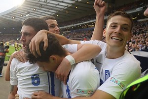 To σόου Καρέτσα - Κωνσταντέλια και τα κορυφαία στιγμιότυπα της αναμέτρησης Σκωτία - Ελλάδα