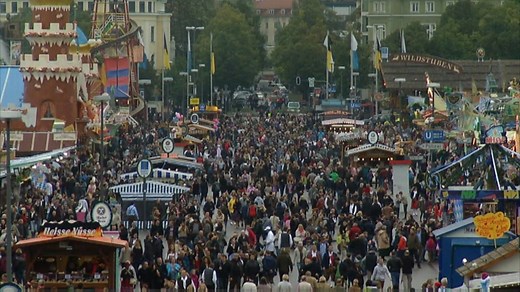 Für die App "Katwarn", die vor schweren Unwettern, Großbränden und anderen Gefahren warnt, gibt es zur Wiesn ein Zusatzpaket "Oktoberfest". | münchen.tv