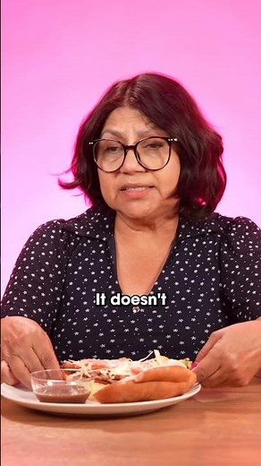"It's dry..." | Mexican moms try each other's tortas!