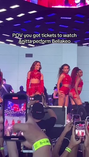 Anitta Bellakeo Performance