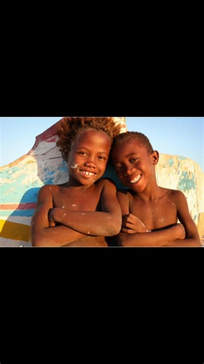 Musique Malgache : Rythme et Résilience