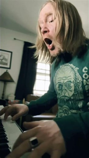 Mama's little baby loves shortenin' bread