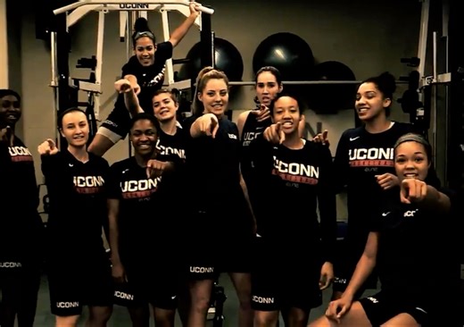 uconn女篮handclap challenge