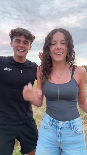 J’ai que toi dans ma tête 👀 / @larzizealanaa