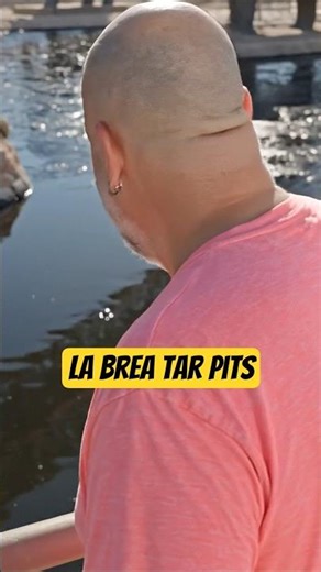 La Brea Tar Pits: Finding ICE AGE Fossils in Downtown LA!