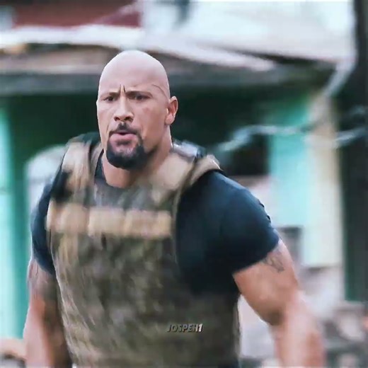 Hobbs Saves the Team in Rio! 🚓🔥| Fast Five | Danza Kuduro