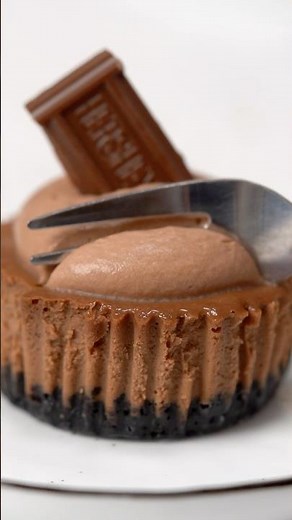 Mini Chocolate Cheesecakes