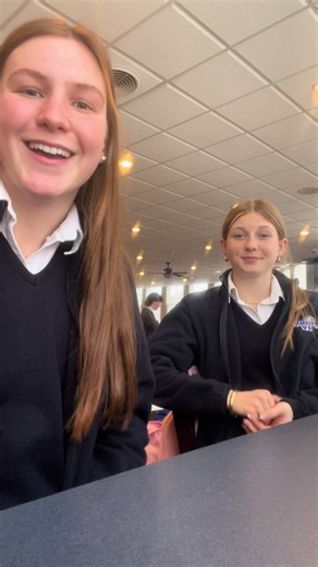 Quick lunchtime interview with runner Grace Gutowski! #playlikeachampiontoday #trackandfield #interview #running #lunch