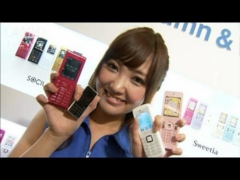 PHSなど新商品12機種を発表 ウィルコム（11/09/21）