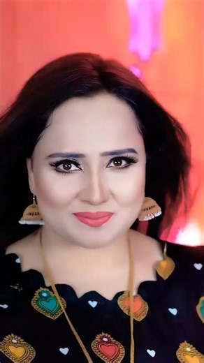 sok che nawe nawe yaara zanla gore#pashto New Song #uzmaswati#gulalai #nadiagul #shortsfeed#views