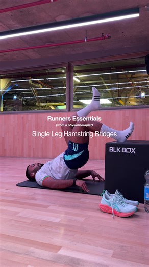 Single-Leg Hamstring Bridge 🏃‍♂️ An effective exercise to build posterior chain strength for runners. ✔ Improves hamstring and glute activation ✔ Builds single-leg control ✔ Supports running mechanics during stance phase Use it to develop strength before progressing to higher-load hamstring work. #running #physiotherapy #hamstrings #marathontraining #fyp @Gymbox