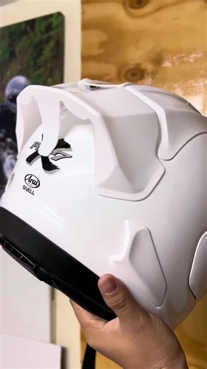 Enhancing Your Arai RX7 Helmet with Spoiler and Pro Shades
